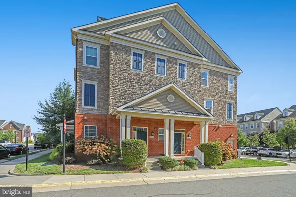 42608 CAPITOL VIEW TER