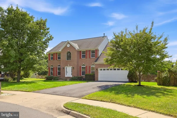 104 YARROW CT
