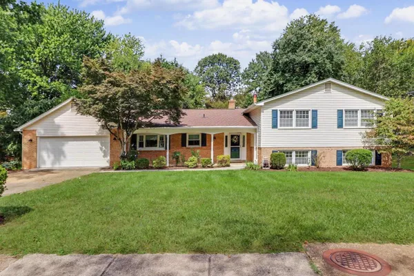 1324 TOWLSTON RD