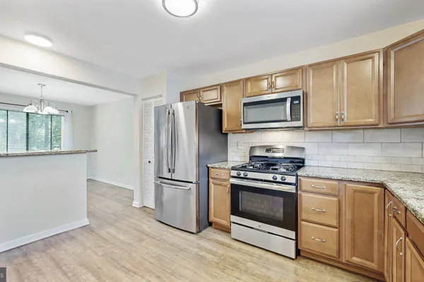 14 SANDY BRAE CT 14