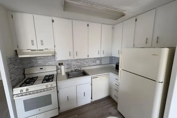 401 COOPER LANDING RD 208