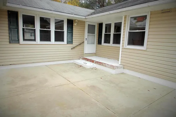 815 CHESTER RIVER DR