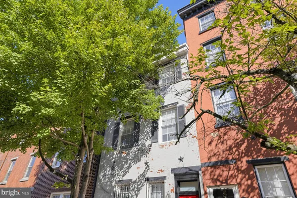 1219 N RANDOLPH ST 3F