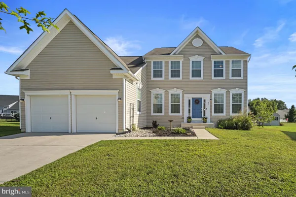 82 PAYSAN LN