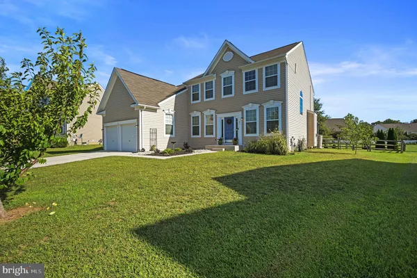 82 PAYSAN LN