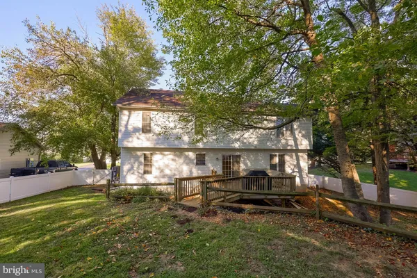 880 EDMUND AVE