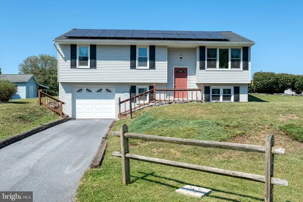 237 BUTTONWOOD DR