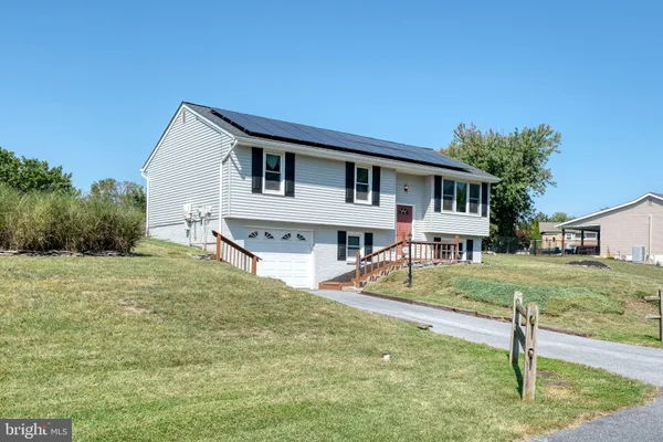 237 BUTTONWOOD DR