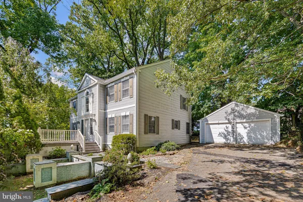 1 LIGHTHOUSE RD