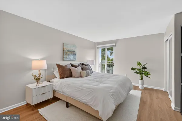 700 7TH ST 734