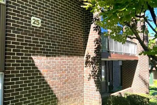 25 STONEHENGE CIR 7