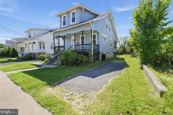 3003 DUBOIS AVE