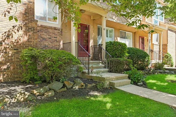 112 KINGSLAND CIR