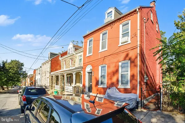445 ST JOSEPH ST