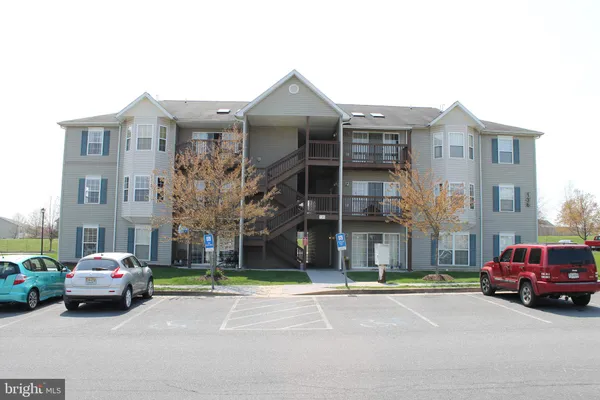 136 BROOKLAND CT 6