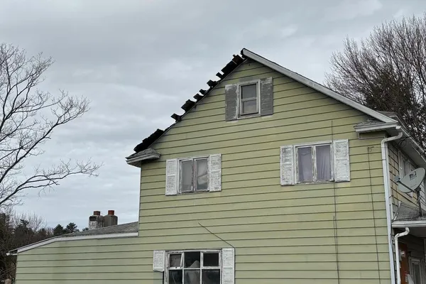 6 WALNUT ST