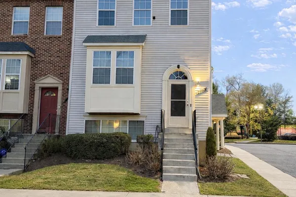 3727 WILKINSON DR 402