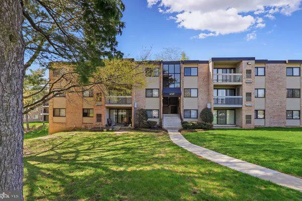 6307 HIL MAR DR 7