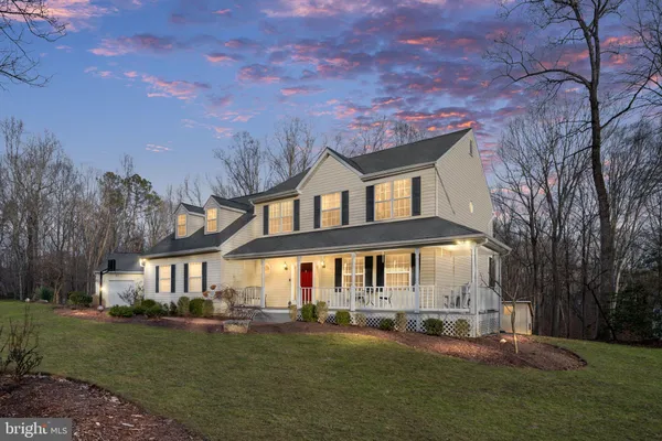 86 WATEREDGE LN