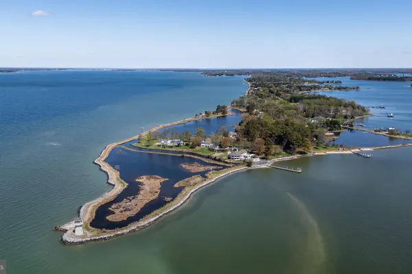 121 KILBY PT