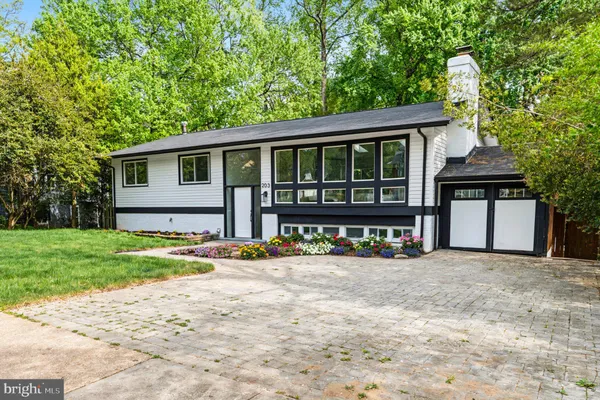 203 AUDREYS CT