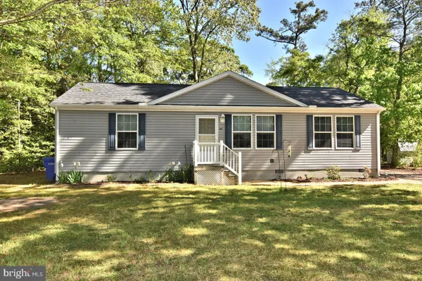 146 LAUREL AVE