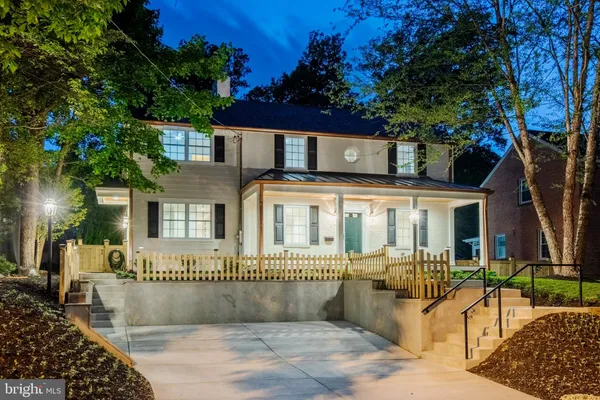 10104 BIG ROCK RD