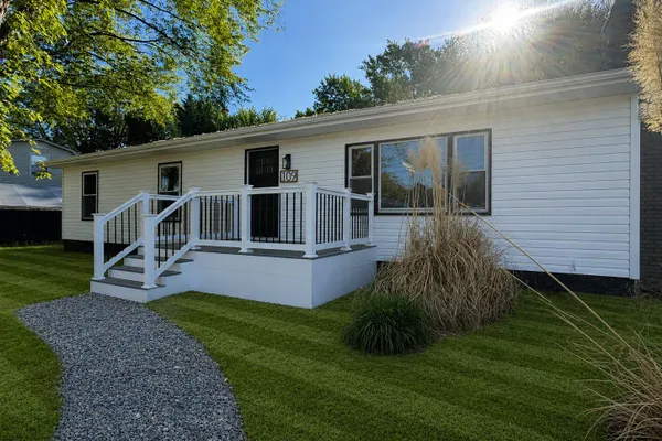 109 BIRCH RD