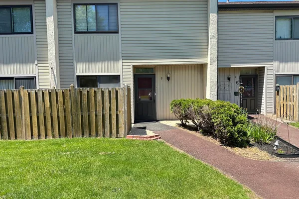 3 CENTENNIAL RD