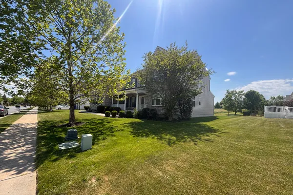 807 ASHBY DR