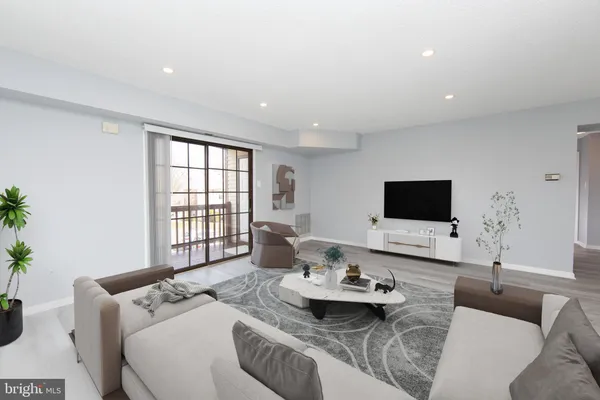 1408 CLARK CT