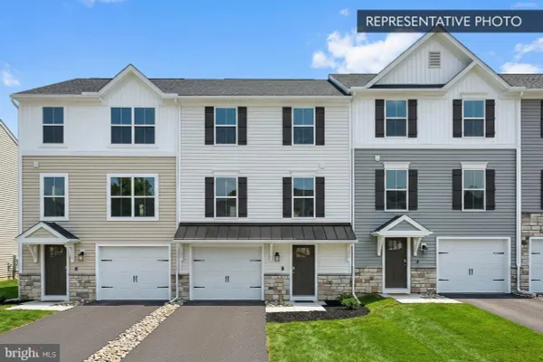 214 PINE CREST VILLAGE DR 14