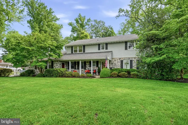 1445 GEORGIAN DR