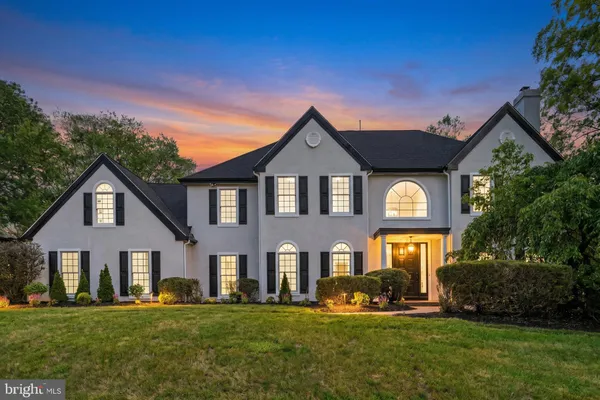 505 S HEILBRON DR