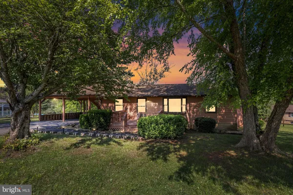6216 BRYN LN