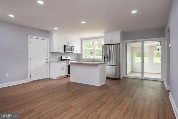 29 BEEKMAN RD