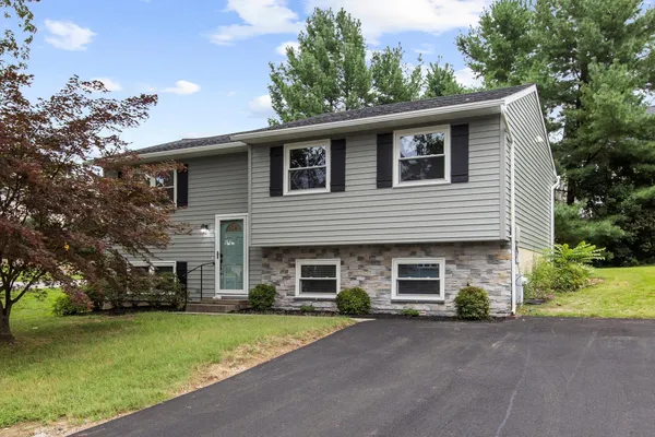 130 CLARENCE AVE
