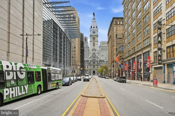 201 N BROAD ST 4
