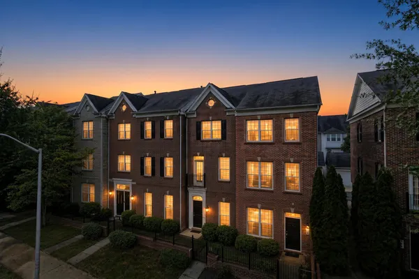 528 GARRETT A MORGAN BLVD