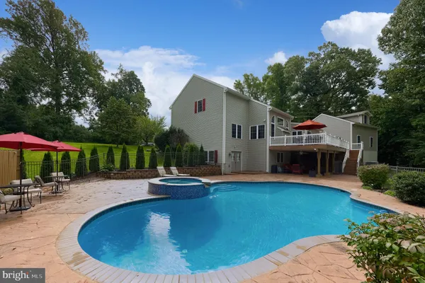 285 COLORADO DR
