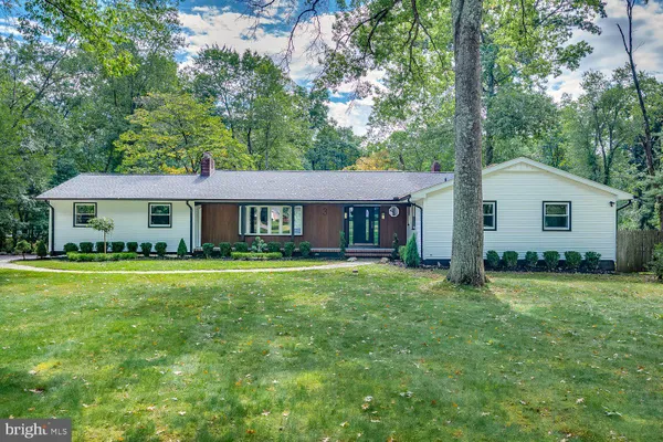 3 HONEY BROOK DR