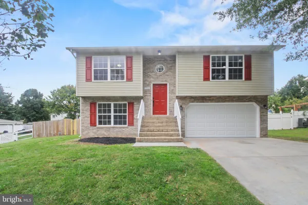 1208 DEVIN CT