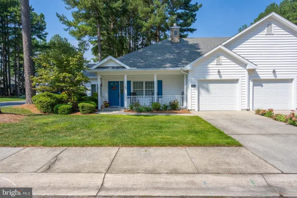 11 TEABERRY LN