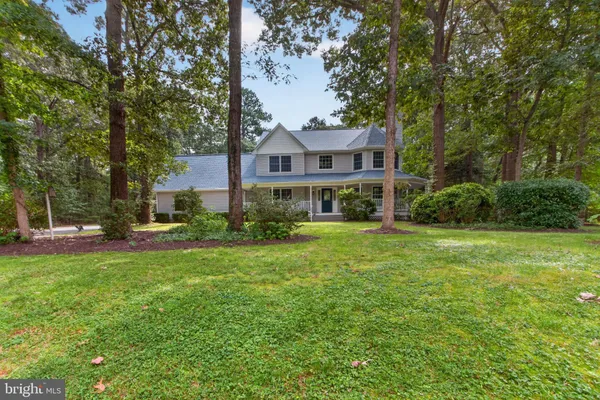 22 GREYSTONE DR