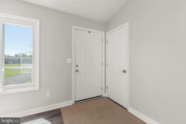 6732 FORBES PL