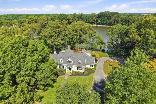 6324 QUAKER NECK RD