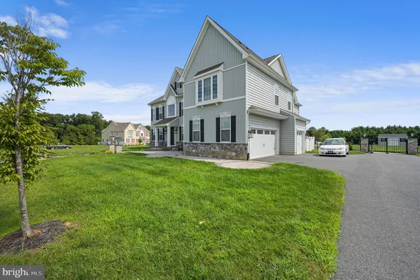 134 AYSHIRE DR