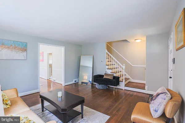 1207 NORTHVIEW RD