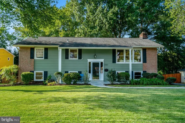 2421 STIRRUP LN