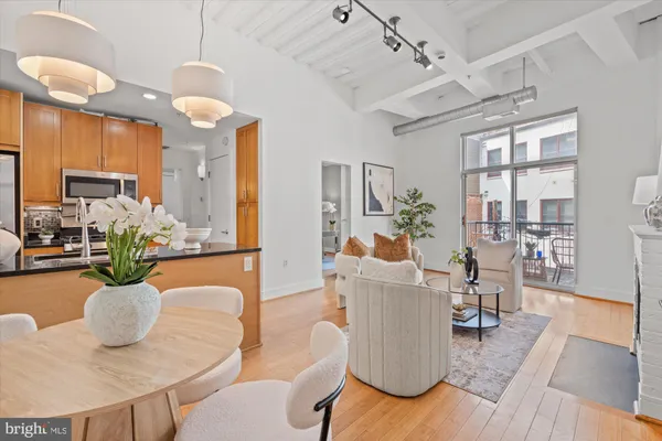 1320 13TH ST 22